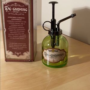 LitJoy The Burrow Box- De-gnoming Spray